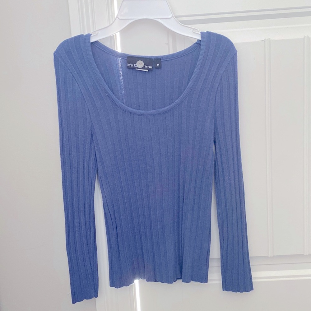 Long sleeve scoop neck sweater